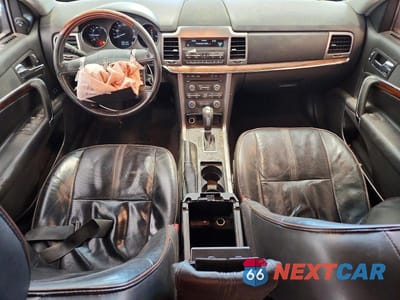 Zdjęcie 8 z 13 samochodu: 2010 LINCOLN MKZ VIN:3LNHL2GC8AR646907 - miniatura