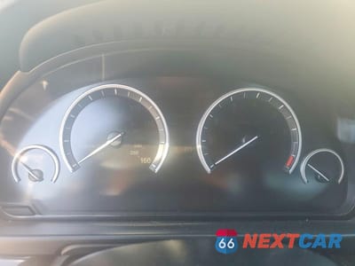 Zdjęcie 9 z 12 samochodu: 2015 BMW 528 I VIN:WBA5A5C51FD516535 - miniatura