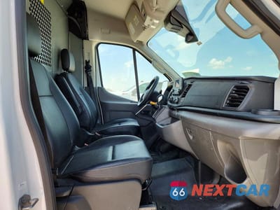 Zdjęcie 11 z 13 samochodu: 2025 FORD TRANSIT T-250 VIN:1FTBR1C87SKA55462 - miniatura