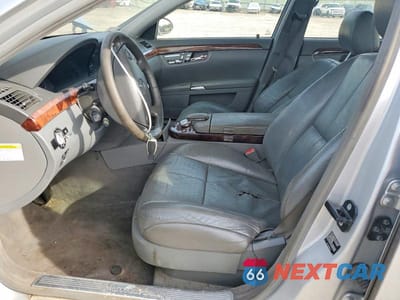 Zdjęcie 7 z 12 samochodu: 2007 MERCEDES-BENZ S 550 VIN:WDDNG71XX7A060576 - miniatura