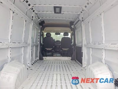 Zdjęcie 10 z 13 samochodu: 2025 RAM PROMASTER 2500 DELIVERY VAN VIN:3C6LRVDGXSE514091 - miniatura