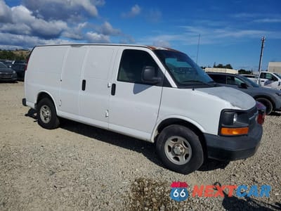 Czwarte zdjęcie samochodu z boku: 2008 CHEV EXPRESS G1500 VIN:1GCFG15X281104707 - miniatura
