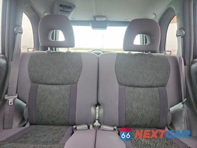 Zdjęcie 10 z 13 samochodu: 2001 TOYOTA RAV4 BASE VIN:JTEHH20V216002619 - miniatura