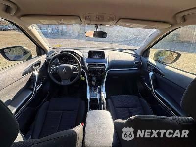 Zdjęcie 9 z 10 samochodu: 2019 MITSUBISHI ECLIPSE CROSS LE VIN:JA4AT4AA7KZ019793 - miniatura