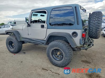 Drugie zdjęcie samochodu z przodu: 2002 JEEP WRANGLER / TJ SPORT VIN:1J4FA49S52P723947 - miniatura