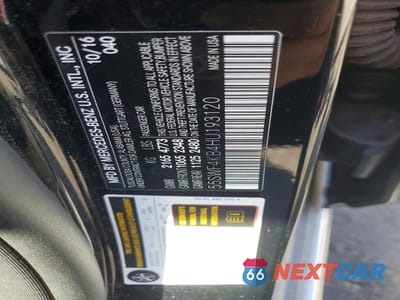 Zdjęcie 12 z 12 samochodu: 2017 MERCEDES-BENZ C 300 4MATIC VIN:55SWF4KB4HU193120 - miniatura