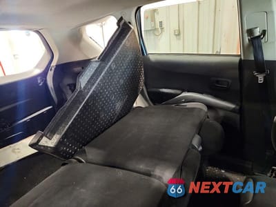Zdjęcie 11 z 13 samochodu: 2007 MITSUBISHI OUTLANDER ES VIN:JA4MS31X77Z011862 - miniatura