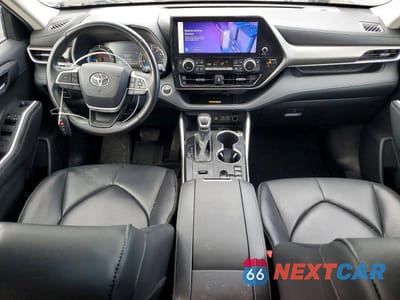 Zdjęcie 8 z 13 samochodu: 2024 TOYOTA HIGHLANDER HYBRID XLE VIN:5TDKBRCHXRS606893 - miniatura