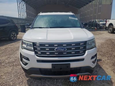 Piąte zdjęcie samochodu w środku: 2016 FORD EXPLORER XLT VIN:1FM5K7D83GGC60642 - miniatura
