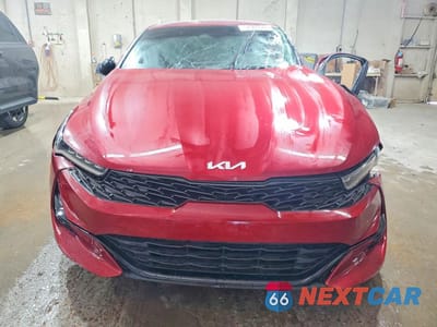 Piąte zdjęcie samochodu w środku: 2022 KIA K5 GT LINE VIN:5XXG64J28NG108506 - miniatura