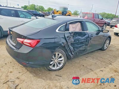 Trzecie zdjęcie samochodu z tyłu: 2019 CHEVROLET MALIBU LT VIN:1G1ZD5ST0KF117571 - miniatura