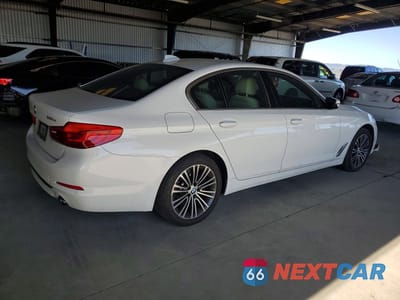 Trzecie zdjęcie samochodu z tyłu: 2020 BMW 530E VIN:WBAJA9C02LCD50458 - miniatura