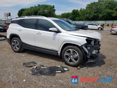 Czwarte zdjęcie samochodu z boku: 2021 GMC TERRAIN SLT VIN:3GKALPEV1ML325228 - miniatura