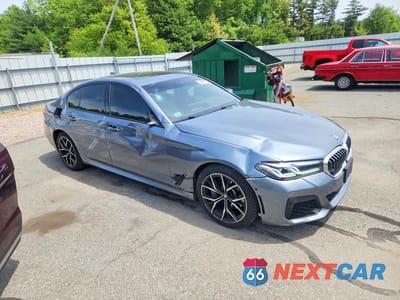 Czwarte zdjęcie samochodu z boku: 2022 BMW 530 XI VIN:WBA13BJ09NWX40783 - miniatura