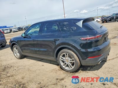 Drugie zdjęcie samochodu z przodu: 2019 PORSCHE CAYENNE VIN:WP1AA2AY0KDA03606 - miniatura