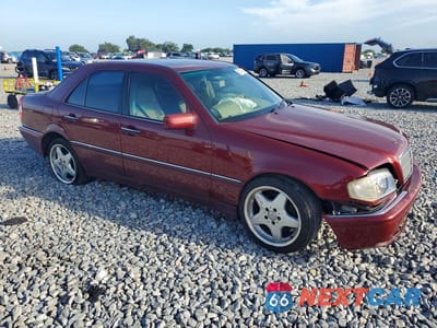 Czwarte zdjęcie samochodu z boku: 1999 MERCEDES-BENZ C 230 VIN:WDBHA24G3XA717613 - miniatura