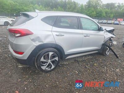 Trzecie zdjęcie samochodu z tyłu: 2017 HYUNDAI TUCSON LIMITED VIN:KM8J33A28HU476395 - miniatura