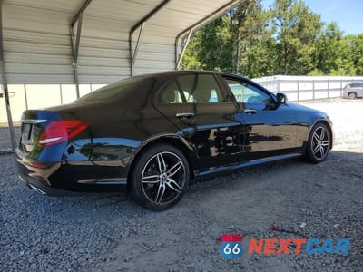 Trzecie zdjęcie samochodu z tyłu: 2020 MERCEDES-BENZ E 350 VIN:WDDZF8DB6LA720634 - miniatura