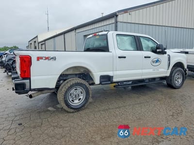 Trzecie zdjęcie samochodu z tyłu: 2024 FORD F250 SUPER DUTY VIN:1FT7W2BA4REF92145 - miniatura