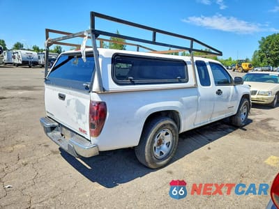 Trzecie zdjęcie samochodu z tyłu: 2005 GMC CANYON VIN:1GTCS198458181778 - miniatura