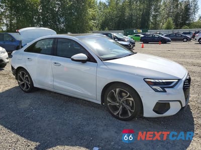 Czwarte zdjęcie samochodu z boku: 2023 AUDI A3 PREMIUM VIN:WAUAUDGY1PA092023 - miniatura