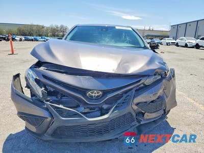 Piąte zdjęcie samochodu w środku: 2024 TOYOTA CAMRY SE VIN:4T1G11AK0RU861617 - miniatura