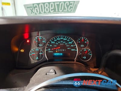 Zdjęcie 9 z 12 samochodu: 2015 CHEVROLET EXPRESS G2500 VIN:1GCWGFCF0F1168393 - miniatura