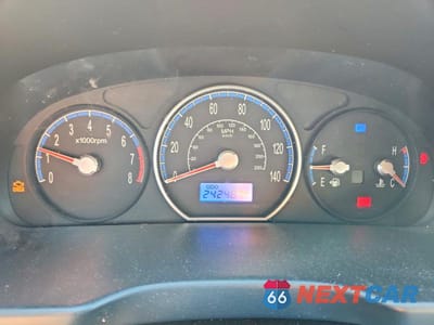 Zdjęcie 9 z 12 samochodu: 2009 HYUNDAI SANTA FE GLS VIN:5NMSG13D59H318976 - miniatura