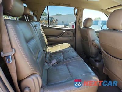 Zdjęcie 11 z 13 samochodu: 2005 TOYOTA SEQUOIA SR5 VIN:5TDZT34A65S258238 - miniatura