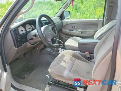 Zdjęcie 7 z 12 samochodu: 2004 TOYOTA TACOMA DOUBLE CAB VIN:5TEHN72N24Z353920 - miniatura