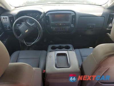 Zdjęcie 8 z 12 samochodu: 2018 CHEVROLET SILVERADO K1500 VIN:1GCVKNEC6JZ239162 - miniatura