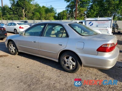 Drugie zdjęcie samochodu z przodu: 1998 HONDA ACCORD EX VIN:1HGCG6672WA257360 - miniatura