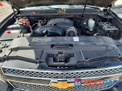 Zdjęcie 12 z 13 samochodu: 2008 CHEVROLET SUBURBAN K1500 LS VIN:1GNFK16388R277845 - miniatura