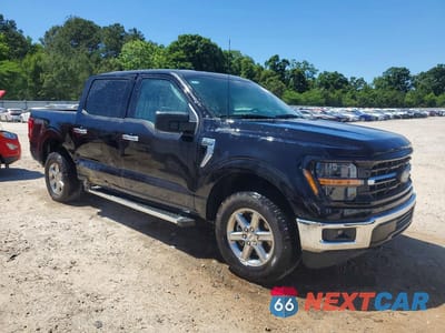 Czwarte zdjęcie samochodu z boku: 2025 FORD F150 XLT VIN:1FTFW3L52SKE53058 - miniatura