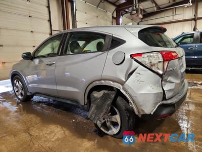 Drugie zdjęcie samochodu z przodu: 2018 HONDA HR-V LX VIN:3CZRU6H31JG711582 - miniatura
