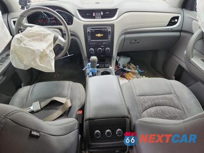 Zdjęcie 8 z 13 samochodu: 2017 CHEVROLET TRAVERSE LT VIN:1GNKRGKD8HJ215596 - miniatura