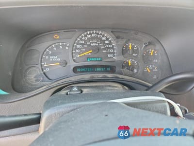 Zdjęcie 9 z 13 samochodu: 2005 CHEVROLET SUBURBAN C1500 VIN:3GNEC16Z95G182865 - miniatura