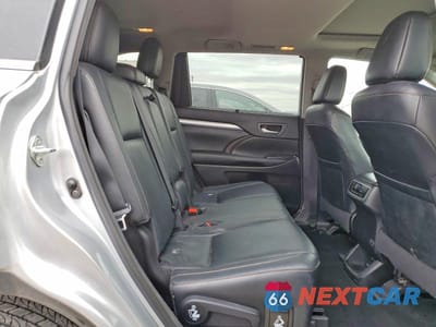 Zdjęcie 11 z 13 samochodu: 2018 TOYOTA HIGHLANDER XLE VIN:5TDJZRFH2JS523403 - miniatura