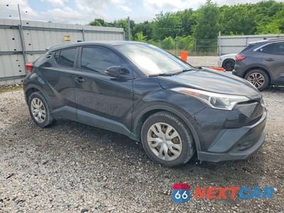 Czwarte zdjęcie samochodu z boku: 2019 TOYOTA C-HR LE VIN:NMTKHMBX6KR079403 - miniatura