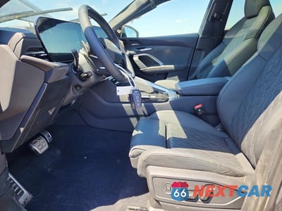 Zdjęcie 7 z 13 samochodu: 2025 AUDI SQ5 PREMIUM PLUS VIN:WA125AGU0S2022574 - miniatura