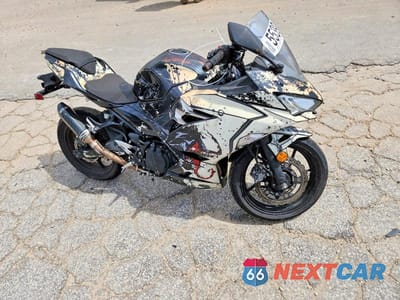 2018 KAWASAKI EX400 JKAEXKG14JDA07939 - główne zdjęcie licytacji z USA - miniatura