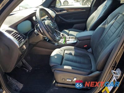 Zdjęcie 7 z 14 samochodu: 2021 BMW X3 XDRIVE30E VIN:5UXTS1C06M9D79811 - miniatura