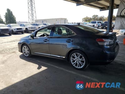 Drugie zdjęcie samochodu z przodu: 2010 LEXUS HS 250H PREMIUM VIN:JTHBB1BA2A2023198 - miniatura