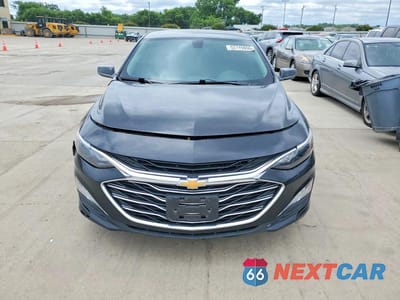 Piąte zdjęcie samochodu w środku: 2020 CHEVROLET MALIBU LT VIN:1G1ZD5ST6LF125644 - miniatura