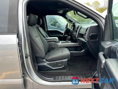 Piąte zdjęcie samochodu w środku: 2020 FORD F150 SUPERCREW VIN:1FTEW1C57LFB84422 - miniatura