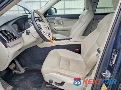 Zdjęcie 7 z 14 samochodu: 2023 VOLVO XC90 PLUS VIN:YV4H600N0P1919382 - miniatura