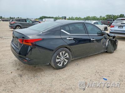 Trzecie zdjęcie samochodu z tyłu: 2025 NISSAN ALTIMA S VIN:1N4BL4BV0SN307521 - miniatura
