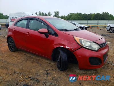 Czwarte zdjęcie samochodu z boku: 2013 KIA RIO LX VIN:KNADM5A37D6175566 - miniatura