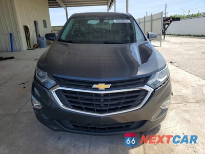 Piąte zdjęcie samochodu w środku: 2018 CHEVROLET EQUINOX LT VIN:2GNAXJEV1J6323757 - miniatura
