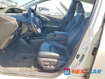 Zdjęcie 7 z 13 samochodu: 2019 TOYOTA PRIUS PRIME PREMIUM VIN:JTDKARFP5K3113085 - miniatura